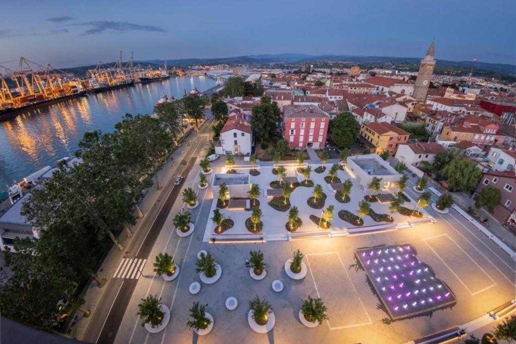 Apartment Katarina Koper - Old Historic Centre With Free Parking Extérieur photo